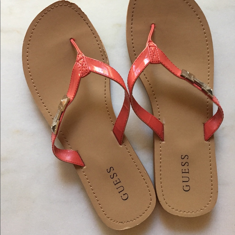 Guess Flip Flops